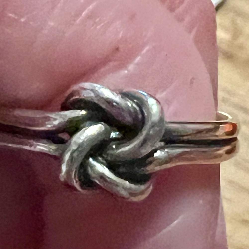 James Avery Lover’s Knot ring